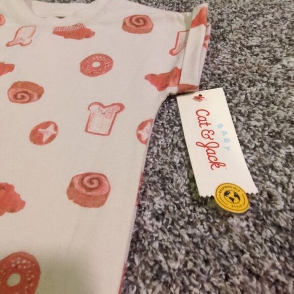 NEW Baby Cat & Jack Romper 12 Months Donuts Cinamon Rolls - Picture 2 of 4